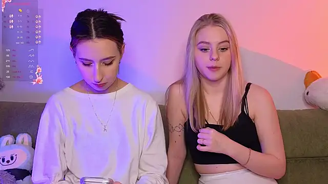 Mimipaws online show from February 1, 8:18 pm