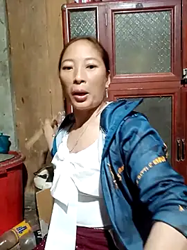 muamua99 online show from February 22, 12:00 am