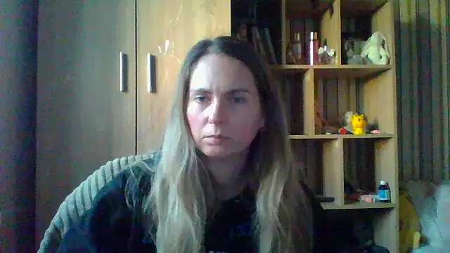 VikiLove765 online show from March 4, 3:29 pm