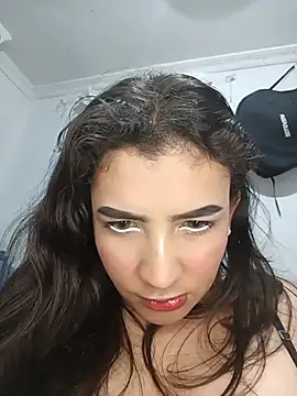 Lily Smith21 online show from June 20, 3:43 am