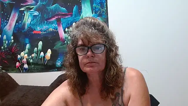 ladylavende3 online show from September 27, 4:25 pm