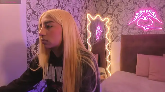 IRINA TAY1 online show from March 2, 4:01 am