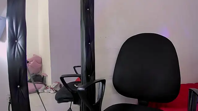 hazel slim online show from March 4, 3:18 pm