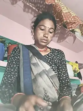 lodhi8080 online show from April 4, 10:19 pm