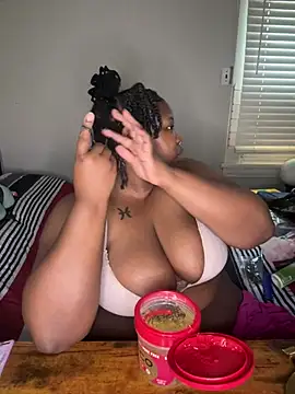 Chocolatebunnyxx96 online show from April 18, 7:58 pm