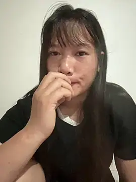 Suni-ii online show from April 18, 11:26 pm