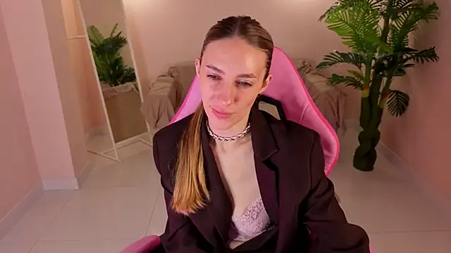 Ava Ridge online show from January 8, 8:51 am