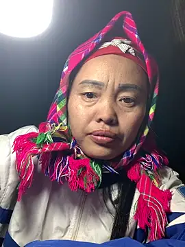 hinicky-0 online show from February 2, 7:40 am