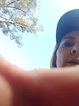 Monita Med online show from April 12, 1:47 pm