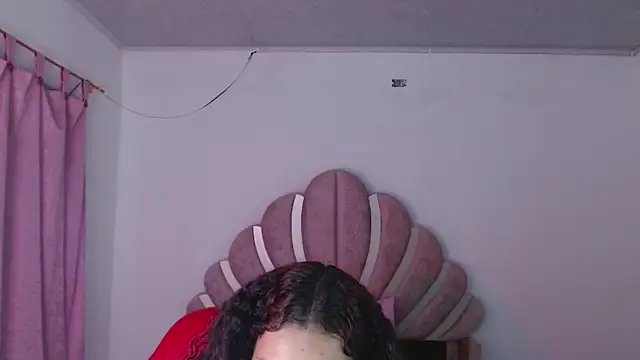 Naya  fox723 online show from January 18, 7:43 pm