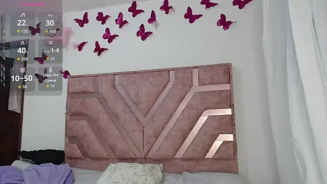 Roxy Fox- online show from February 12, 3:52 am