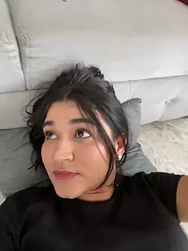 chanel  21  online show from March 6, 7:42 pm