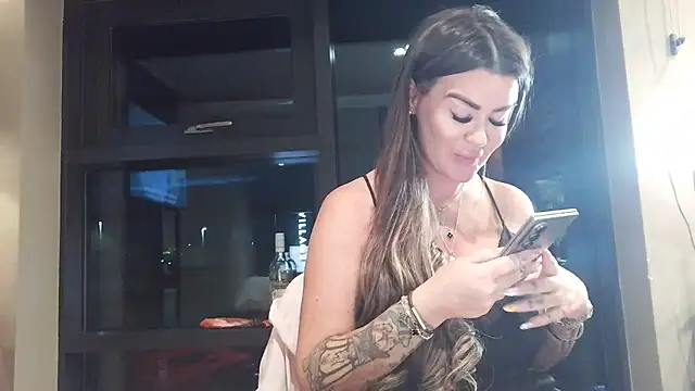 ScottishIvy online show from March 27, 7:25 pm