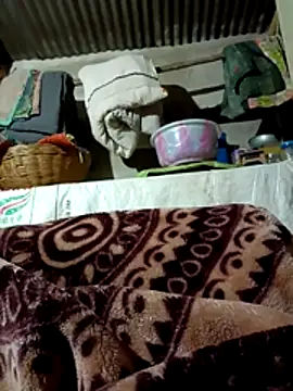 Hot hiuj online show from March 4, 10:27 pm