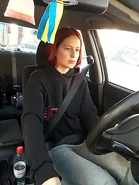 Lily Viola online show from March 4, 6:20 am