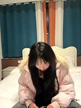 Anna00012 online show from January 10, 1:05 pm