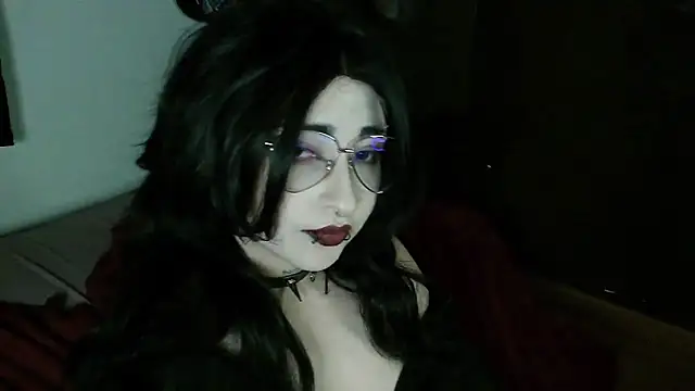 Aoidandelion online show from February 5, 1:08 am