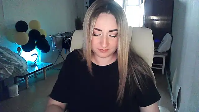 FoxyAnn12 online show from June 15, 2:28 pm