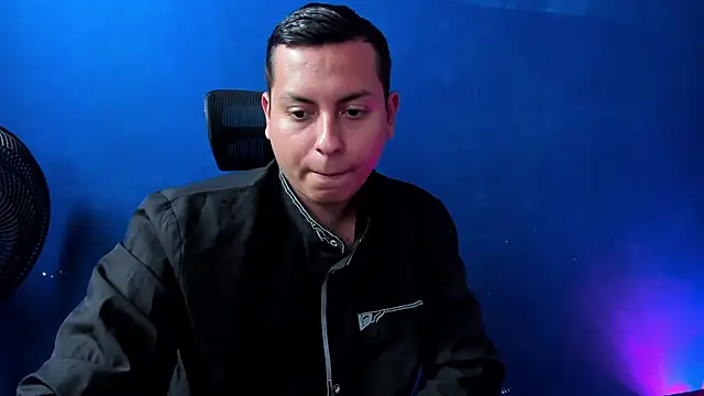 Hadarah and Hasan online show from January 16, 7:43 pm