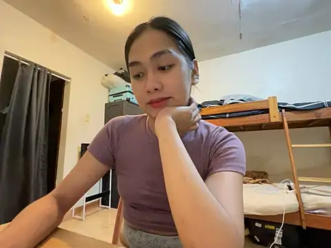 Mira Janee online show from March 7, 1:18 pm