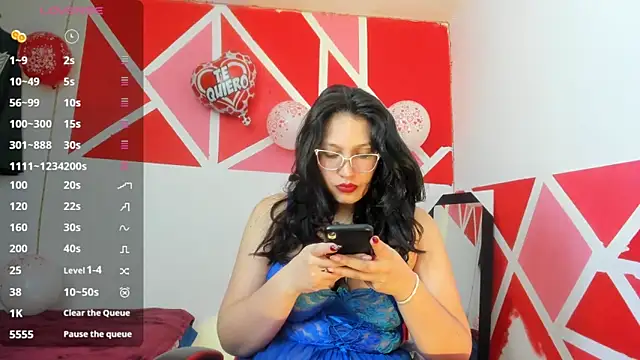 abril onnel online show from February 17, 7:35 pm