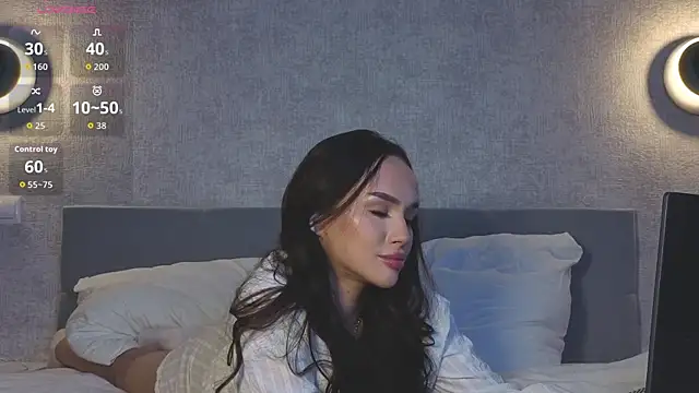 LushMirai online show from March 28, 3:00 pm