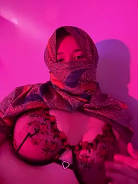 Destinyazul online show from January 6, 1:59 pm