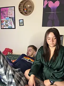 Doublebooked online show from January 7, 3:21 am