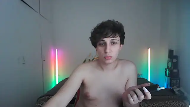 HoneyValentine online show from July 1, 7:24 pm