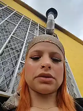 Cataleya 16 online show from April 10, 8:37 pm