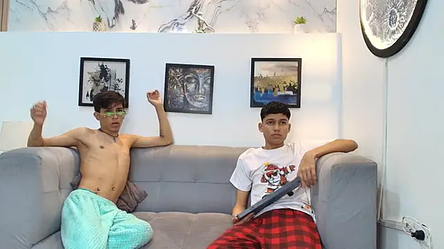 AVENGER BOYS2026 online show from February 3, 2:53 am