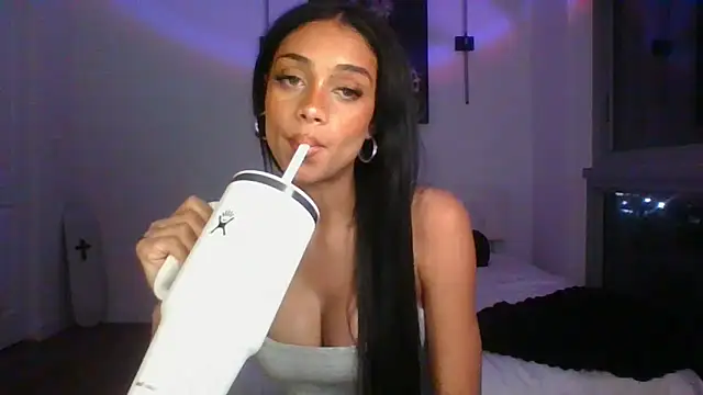 HeyItsAddy online show from January 6, 2:15 am