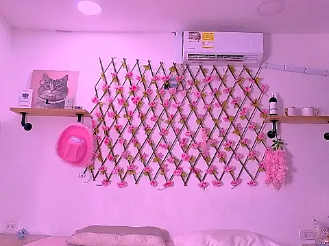 amber love69 online show from March 3, 9:10 pm