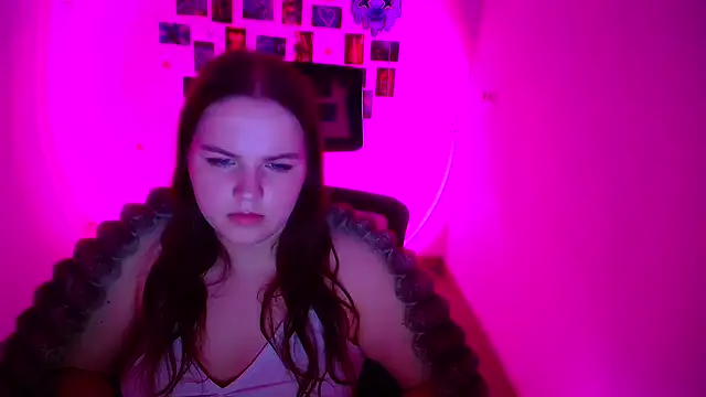 Kitty Mia Kitty online show from February 15, 7:51 am