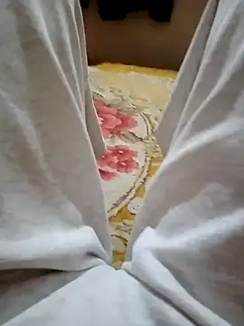 -Bunny-y online show from January 6, 1:37 pm