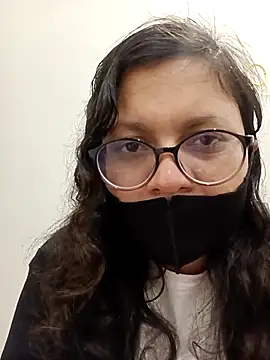 piryasharma005 online show from February 1, 7:34 pm