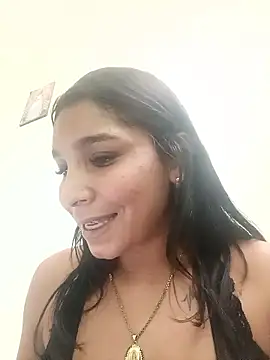 chikivivi- online show from March 5, 8:15 pm