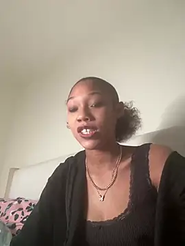 Tamiii420 online show from March 25, 5:38 pm