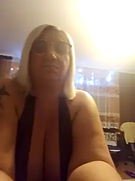 helena2026 online show from January 10, 6:34 pm