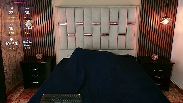 scarlettt ss online show from February 8, 8:40 am