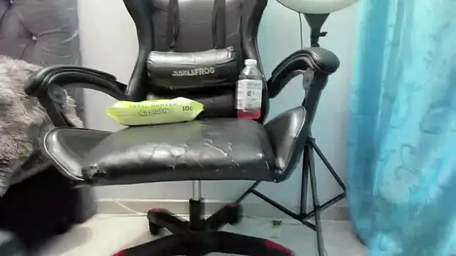 Girl kataleya10 online show from March 3, 11:11 pm