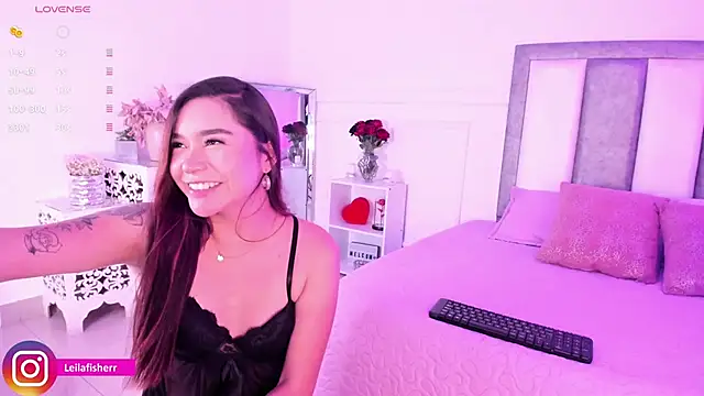 Leilafisherr online show from March 4, 9:21 pm