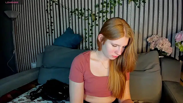 Sally Ange1 online show from January 18, 11:39 am