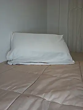 Angelmoon04 online show from April 18, 3:42 am