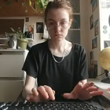 Shy Bamby online show from May 11, 9:33 am