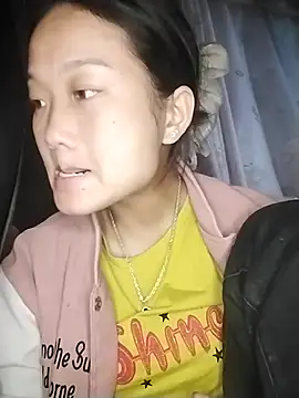 Hina2xx online show from March 10, 5:00 am