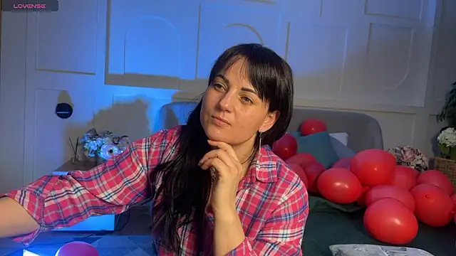  SilkyShadow  online show from February 16, 7:52 am