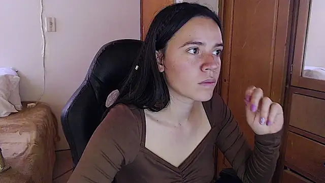 Shanel Lozano online show from February 9, 5:15 pm