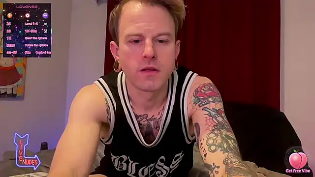 MickeyEvalong online show from March 7, 1:45 am