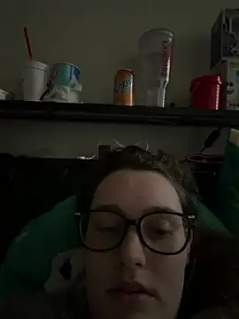 julia4thewin online show from April 1, 11:24 pm